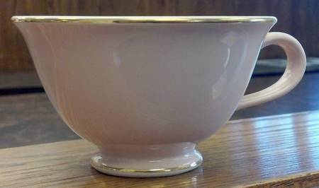 TST1060 Footed Cup