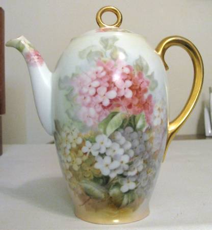Hortensia Coffee Pot & Lid