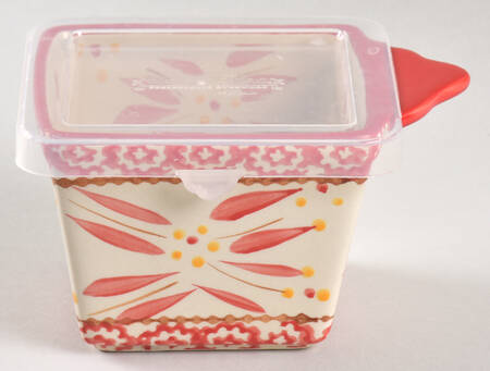 Old World Red Individual Square Baker & Plastic Lid by Temp-Tations