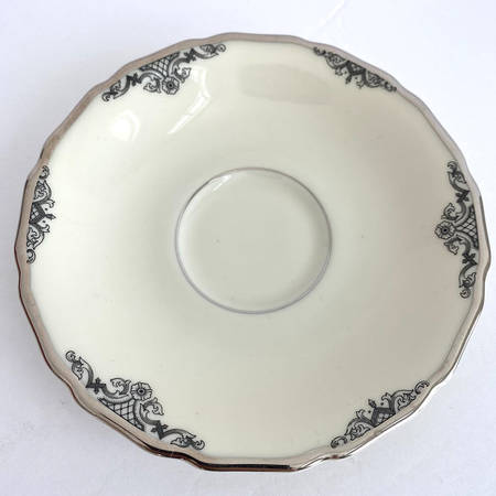 01408 Saucer