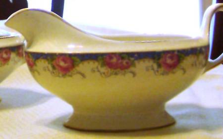 THP105 Gravy Boat