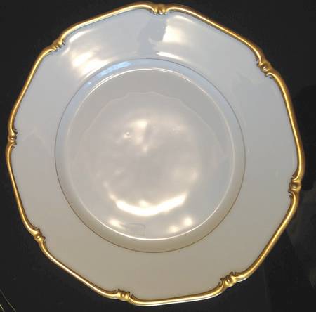 1069 Large Rim Soup Bowl
