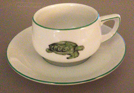THO566 Flat Cup & Saucer Set