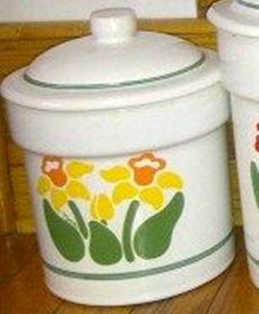 Nina Small Canister & Lid