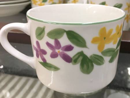 Spring Bouquet Flat Cup