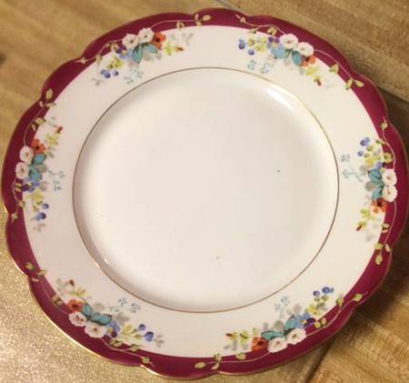 TRV821 Luncheon Plate