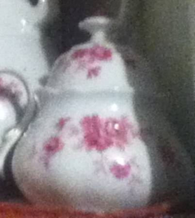 TIR679 Sugar Bowl & Lid