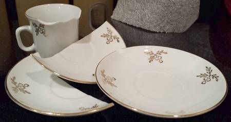 THU514 Flat Cup & Saucer Set