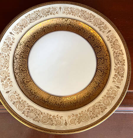 TRV844 Dinner Plate