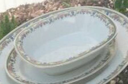 TRV845 9" Oval Vegetable Bowl