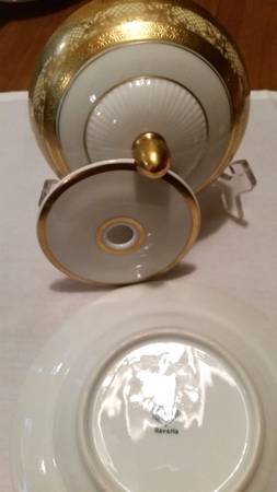THO586 Round Covered Butter