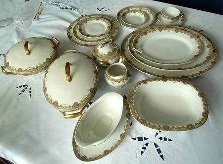 TRV850 Oval Covered Vegetable