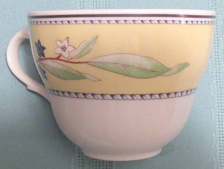 Isabelle Flat Cup