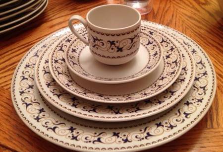 TOG68 Flat Cup & Saucer Set