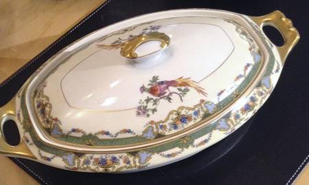 THU525 Oval Covered Vegetable