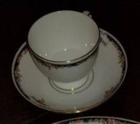 1789 Footed Cup & Saucer Set