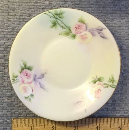 TRV858 Saucer