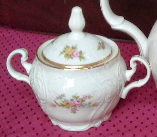 Harmony Sugar Bowl & Lid