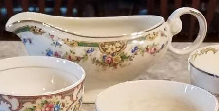 TST1141 Gravy Boat