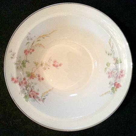 TST1143 8" Round Vegetable Bowl