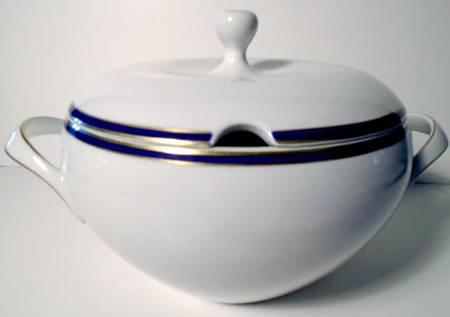 THO608 Tureen &  Lid