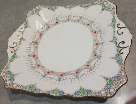 TUS218 Handled Cake Plate
