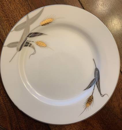 T2O2 Salad Plate
