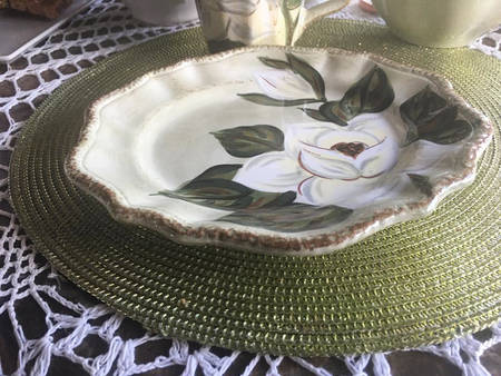 Southern Magnolia by Tabletops Unlimited