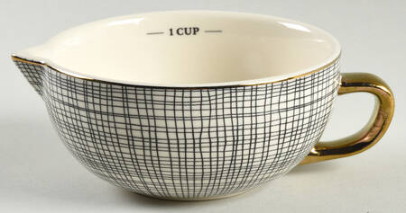 Polka Dot 1 Cup Measuring Cup with Spout