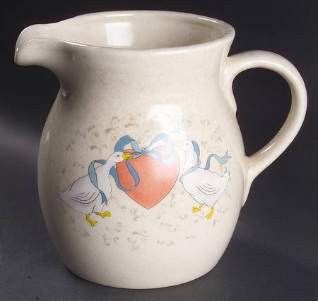 TWN11 40 Oz Pitcher