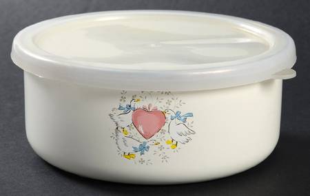 TWN11 5 3/4" Metal Bowl & Plastic Lid