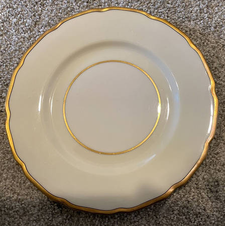 TRV918 Dinner Plate