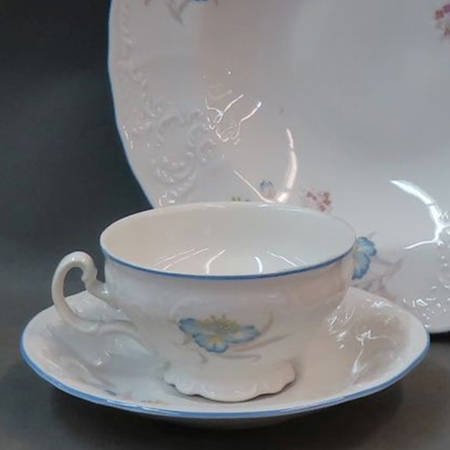 THU553 (Blue Trim) Footed Cup & Saucer Set