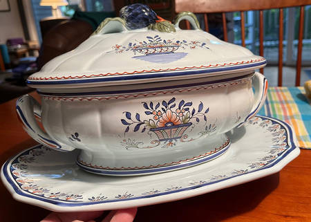 Rouen Oval Tureen & Lid
