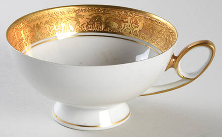TIR740 Footed Cup