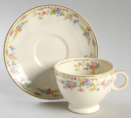 TST1155 Footed Cup & Saucer Set