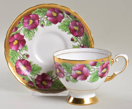 C9793 Footed Cup & Saucer Set