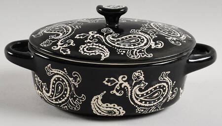 Vintagepaisley-Black by Temp-Tations
