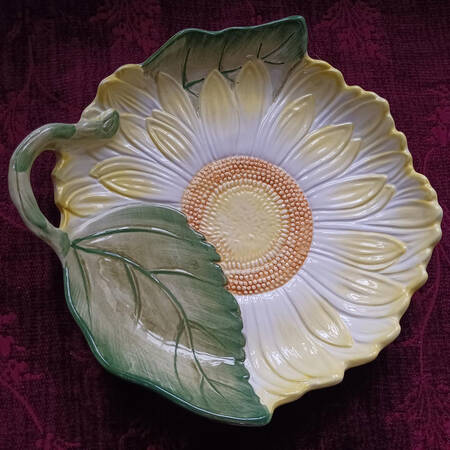 Sunflower Blossom Salad/Dessert Plate