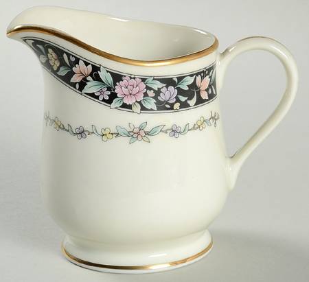 Ebony Bouquet Creamer