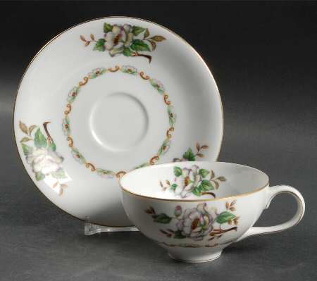 Coronado Flat Cup & Saucer Set