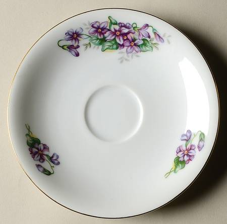 Delicado Saucer