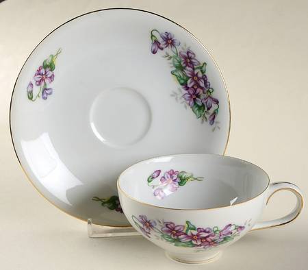 Delicado Flat Cup & Saucer Set