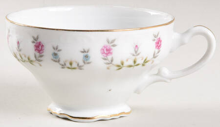 Diana Footed Cup