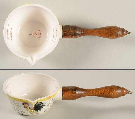 Early Provincial 1/3 Cup Measuring Cup with Spout