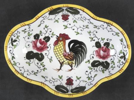 Early Provincial 6" Oval Nut Dish