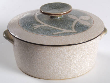 Medallion Sugar Bowl & Lid