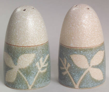 Medallion Salt & Pepper Set
