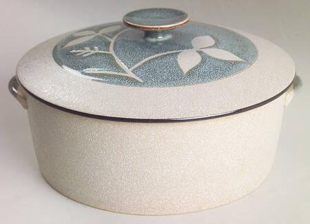 Medallion 2 Qt Round Covered Casserole