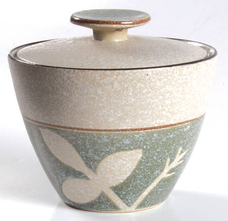 Medallion Sugar Bowl & Lid